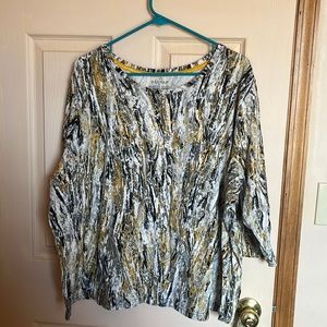 Dressy long sleeve shirt!